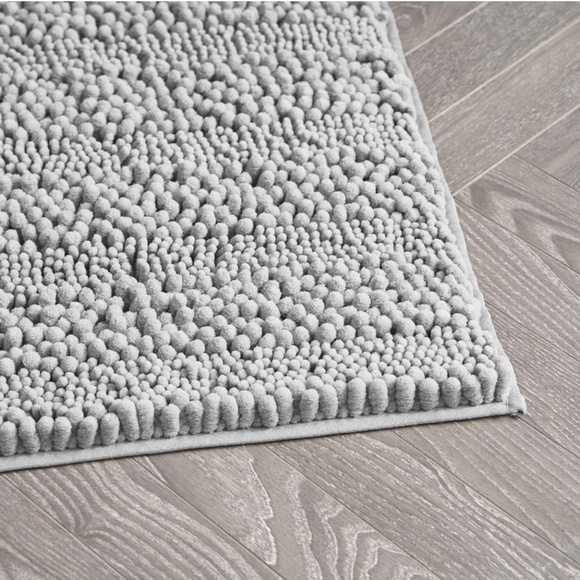 NWT Laura Ashley Astor Chenille Bath Mat | 17" x 24" | Light Grey Machine Wash - Picture 3 of 4